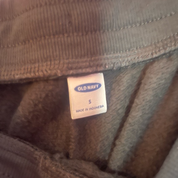 Old Navy sweatpants - Picture 2 of 2